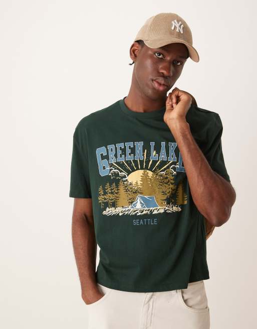 ASOS DESIGN – Zielony luźny T-shirt z krajobrazową grafiką na piersi