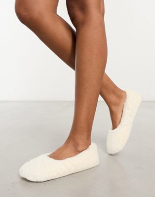 ASOS DESIGN Zikkie ballet slippers in cream