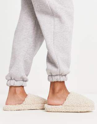 ASOS DESIGN Zina closed toe slippers in cream borg