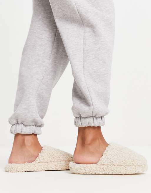 Covered toe slippers new arrivals