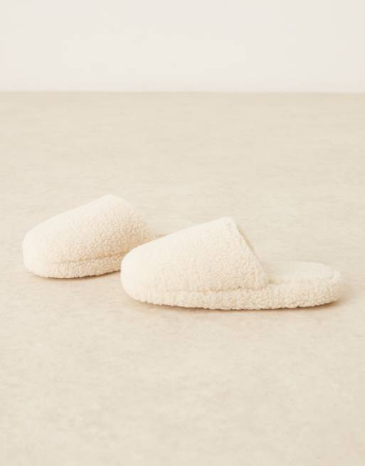 ASOS DESIGN Zina closed toe slippers in cream sherpa