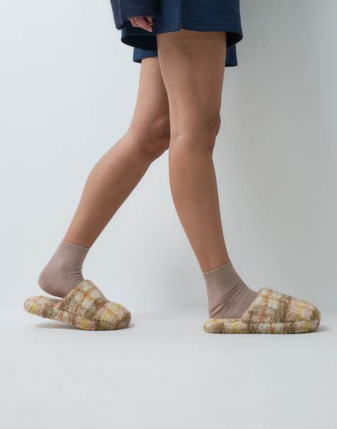 ASOS DESIGN Zina lukkede slippers i ternet borg - view 1