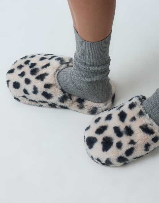 ASOS DESIGN - Zina - Pantofole con stampa stile dalmata e punta chiusa, 2 di 4