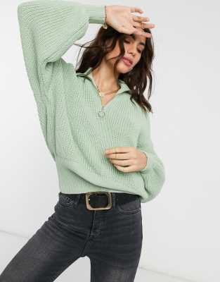 sweater with collar and zipper