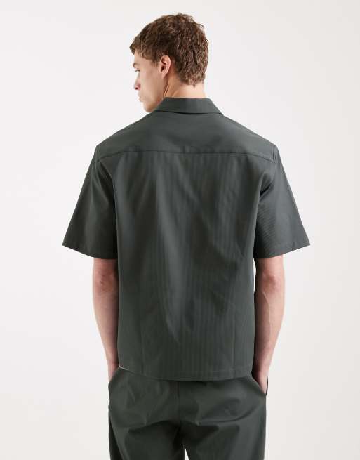 ASOS DESIGN zip through relaxed overhead shirt in khaki (part of a set), 3 of 5