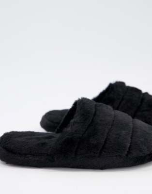 black slider slippers