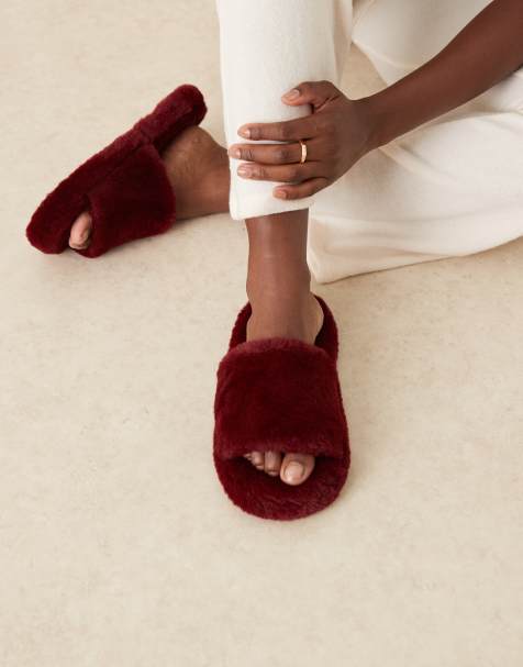 ASOS DESIGN Zofia mule slippers in burgundy fur - view 1