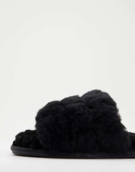 ASOS DESIGN Zola Hochwertige Slipper in Schwarz aus Lammfell ASOS