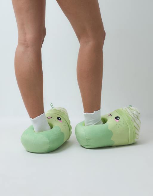 ASOS DESIGN Zookie matcha novelty slipper, 3 of 4