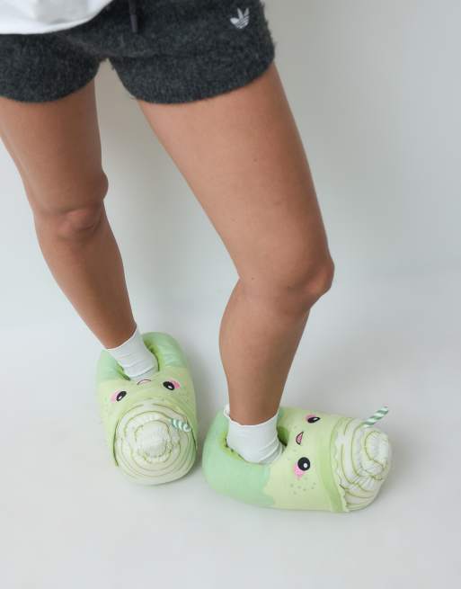 ASOS DESIGN Zookie matcha novelty slipper, 4 of 4
