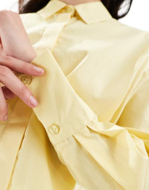 ASOS DESIGN – Żółta koszula o bardzo krótkim fasonie, 3 z 4