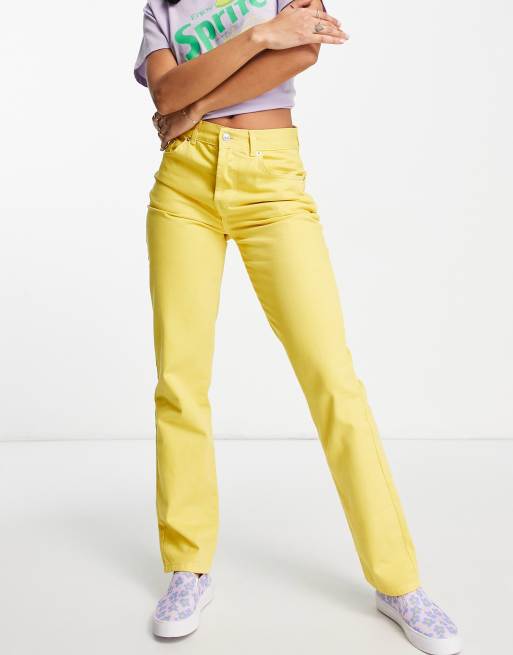 ASOS DESIGN – Żółte jeansy o prostym kroju ze średnim stanem