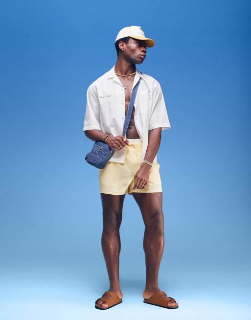 ASOS DESIGN – Żółte krótkie szorty kąpielowe z kory , 2 z 4