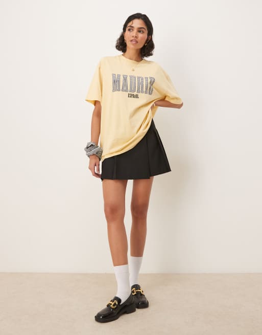 ASOS DESIGN – Żółty T-shirt oversize z grafiką z napisem „Madrid” w kratkę vichy, 3 z 4