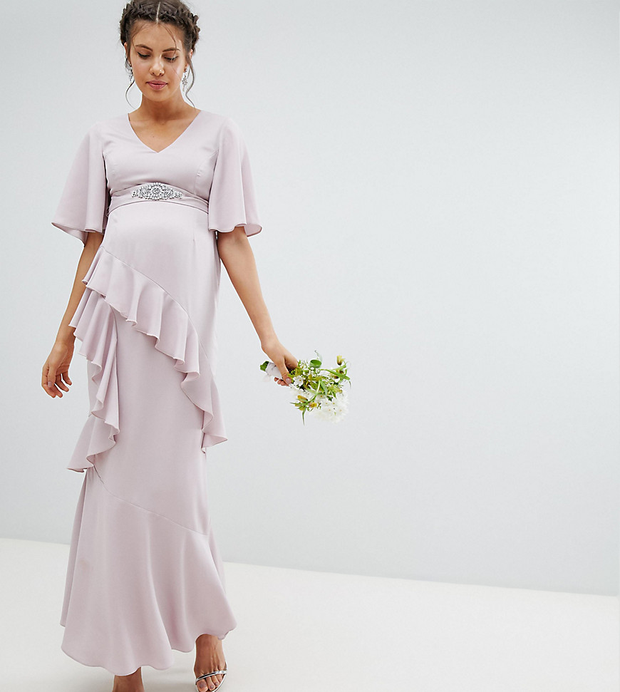 ASOS DESIGN - Zwangerschapskleding - Lange jurk met ruches, fladdermouwen en versierde riem-Roze