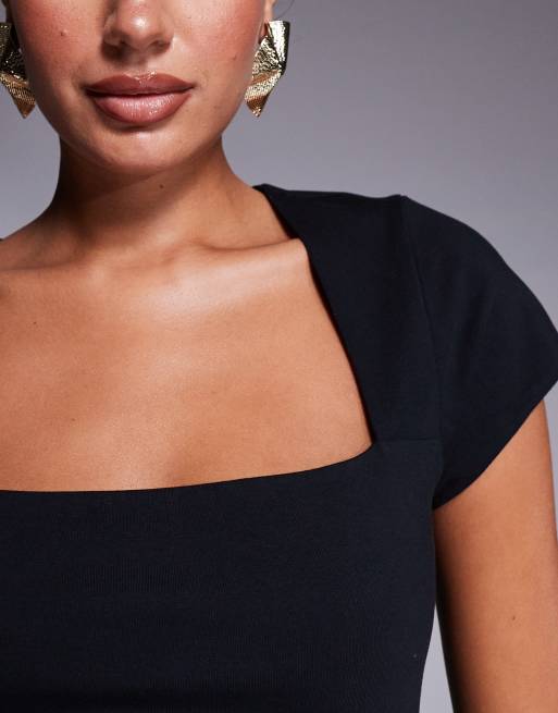 ASOS DESIGN – Zweilagiges Oberteil in Schwarz mit eckigem Ausschnitt und Flügelärmeln, 4 von 4