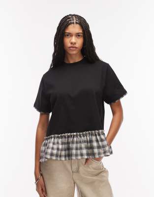 ASOS DESIGN - Zweilagiges Schößchenoberteil in Schwarz mit farblich abgesetztem Vichy-Karo am Saum