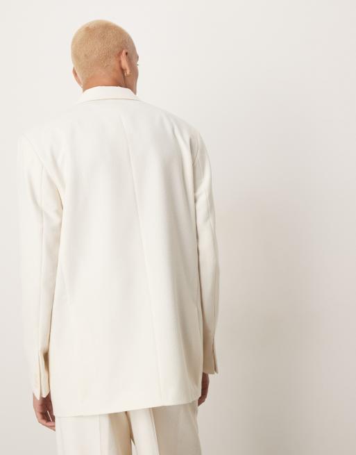 ASOS DESIGN – Zweireihige, lässig geschnittene Longline-Anzugjacke in Creme mit Struktur, 4 von 5
