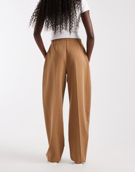ASOS DESIGN – Zwężane eleganckie spodnie w kolorze toffee, 2 z 5