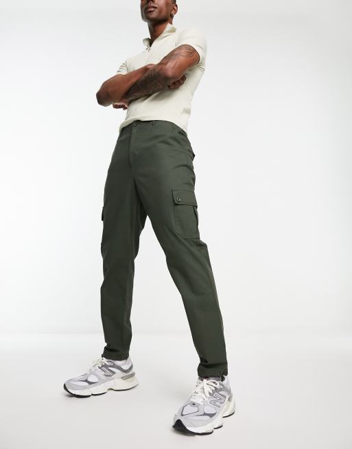 ASOS DESIGN – Zwężane spodnie bojówki w kolorze khaki, 4 z 4