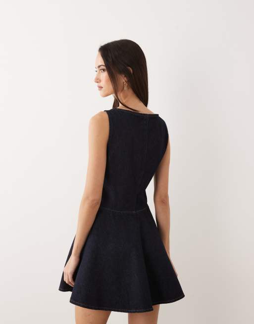 ASOS DESIGN - Zwierige denim mini jurk met rechte hals in middenblauw, 4 van 4