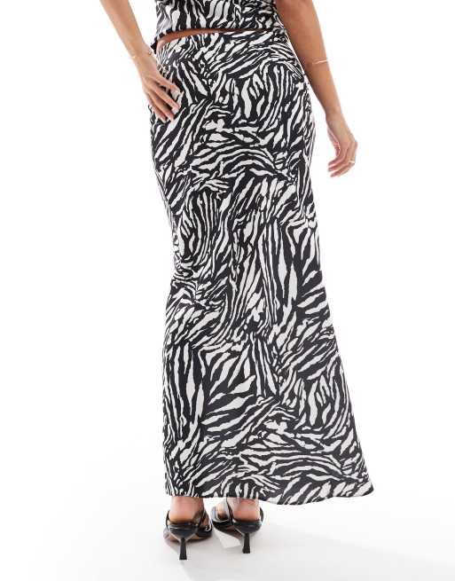 ASOS DESISN soft touch maxi skirt set in zebra print, 3 of 5