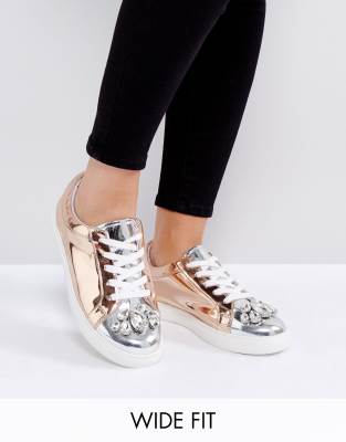 where to buy half size shoes