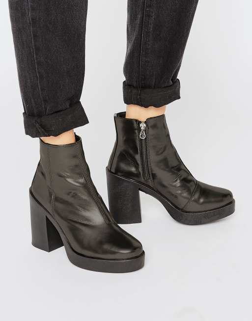 brave ecru zip chunky boots