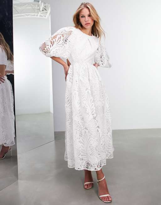 ASOS Edition – Avery – Koronkowa suknia ślubna z haftowanym wzorem
