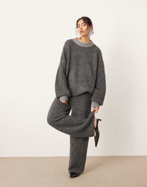 ASOS EDITION - Bouclé gebreide broek met wijde pijpen in antraciet, deel van co-ord set