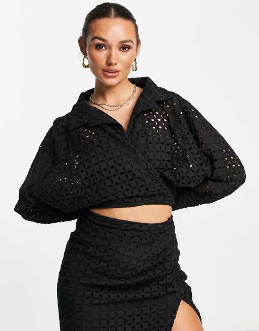 ASOS EDITION - Camicia avvolgente in pizzo nero con laccio, 2 di 4