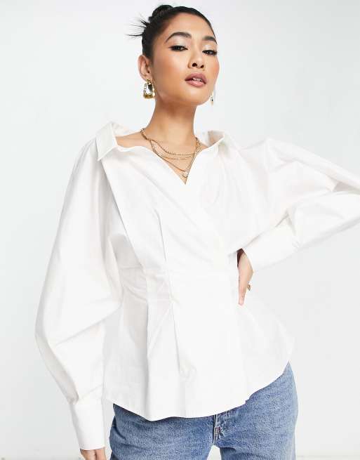 ASOS EDITION - Camicia con pieghe sulla vita, colore bianco 