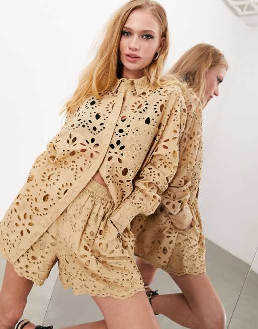 ASOS Edition - Camicia oversize in pizzo sangallo color cammello