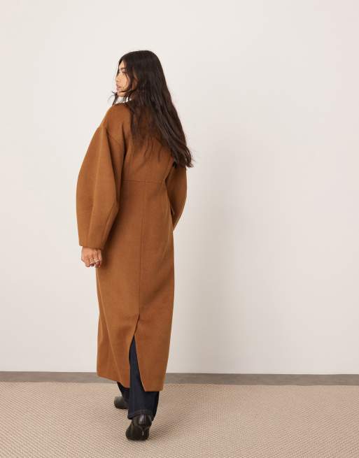 ASOS Edition Cappotto midi color castagna in misto lana stretto