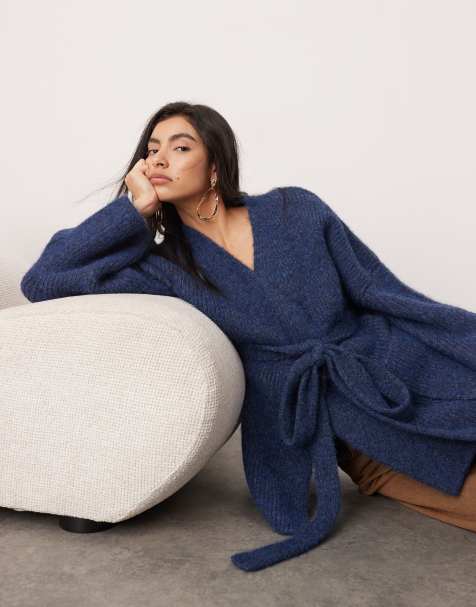 ASOS EDITION - Cardigan taglio lungo blu in maglia compatta avvolgente - view 1