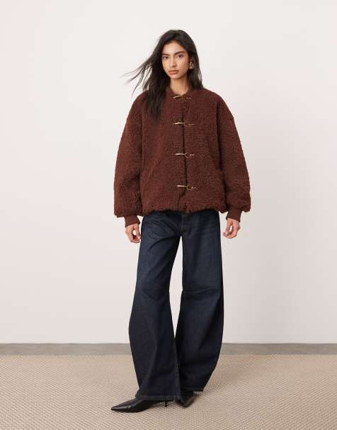 ASOS EDITION - Chokoladebrun og oversized bomber-jakke i imiteret lammeskind med spænde - view 1