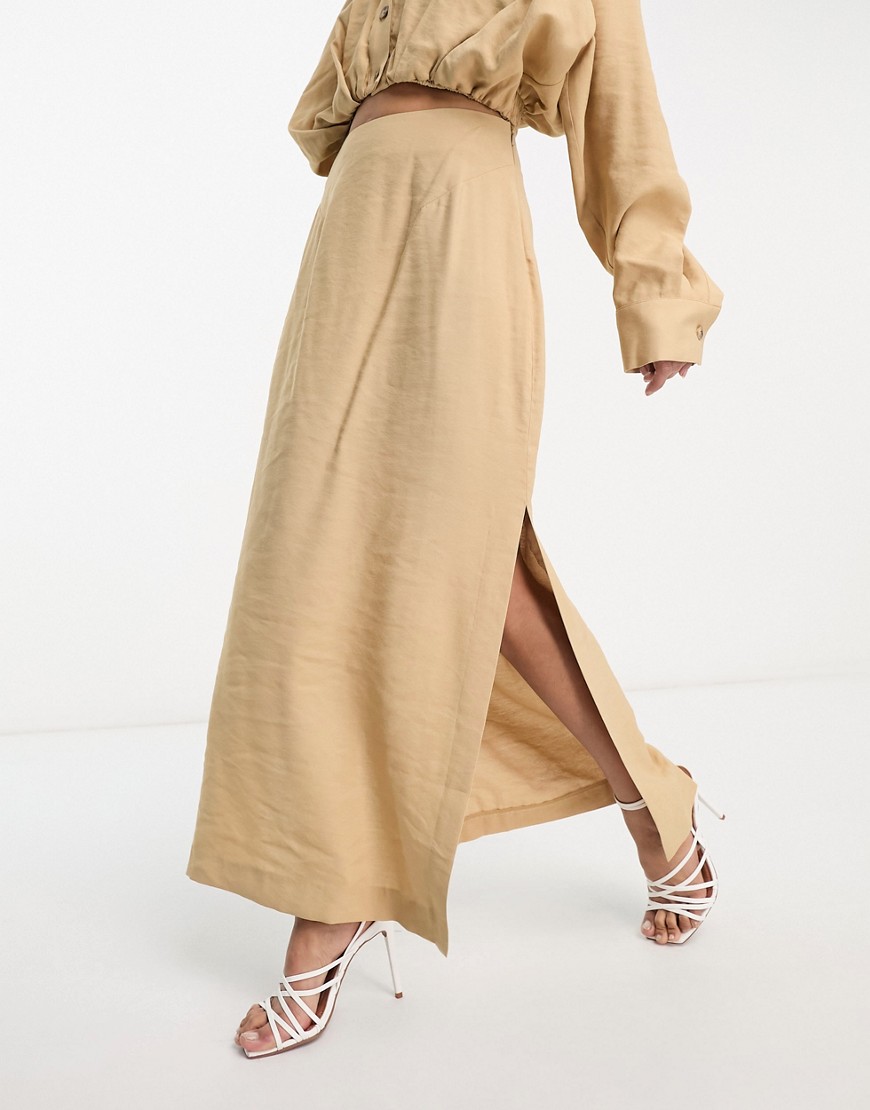 Asos Design Column Midi Skirt With Side Slits In Camel-neutral