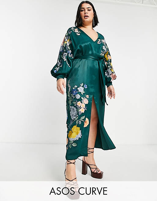 ASOS EDITION Curve – Ciemnozielona satynowa sukienka midi z paskiem i kwiatowym haftem
