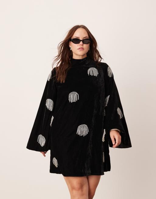 ASOS Edition Curve – Czarna aksamitna sukienka mini z golfem i zdobieniem z kryształkowymi frędzlami