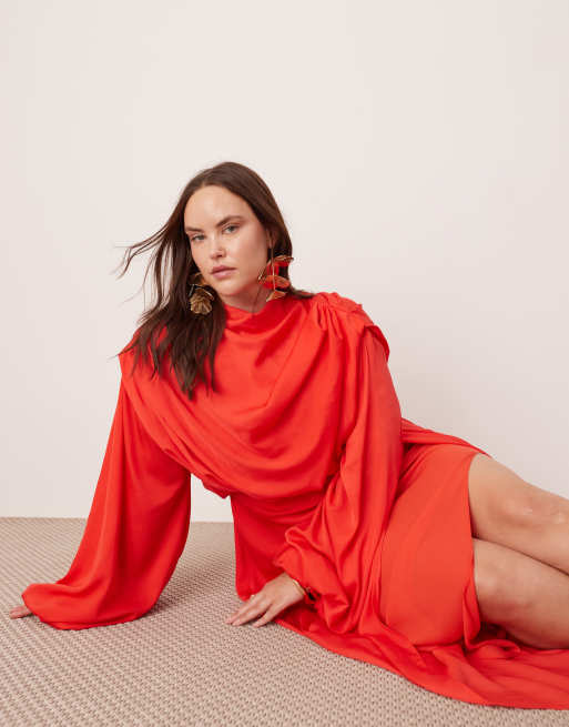 ASOS Edition Curve – Czerwona satynowa sukienka midi z obszernymi rękawami z obcisłym mankietem