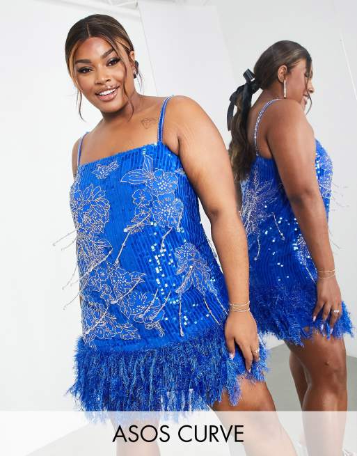 ASOS Edition Curve – Jasnoniebieska cekinowa sukienka mini w kwiatowy wzór z wykończeniem ze sztucznych piórek i koralików