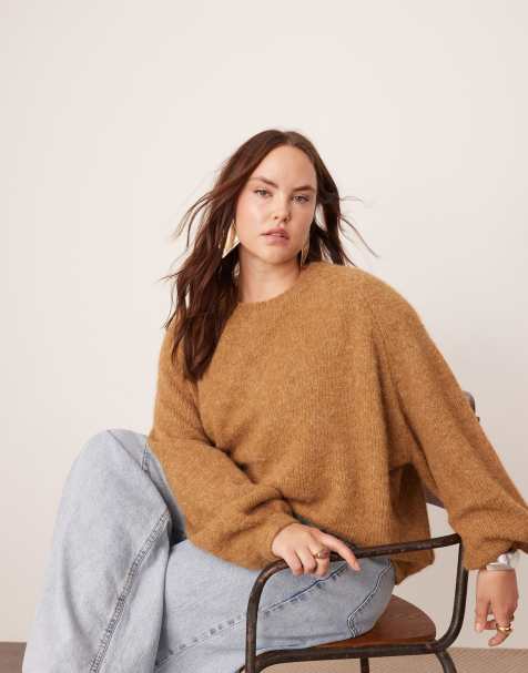 ASOS EDITION Curve – Kamelbrun, stickad tröja med rund halsringning i oversize - view 1