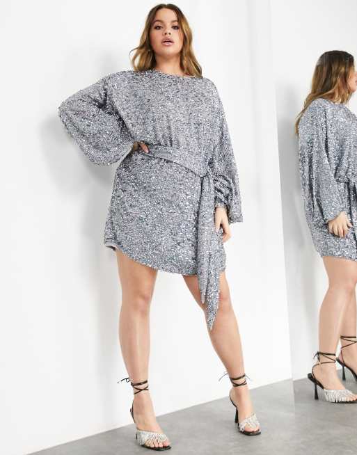 ASOS EDITION - Curve - Mini-jurk met gemengde lovertjes en oversized blousonmouwen in zilver, 4 van 4