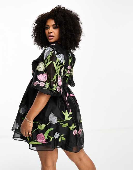 Embroidered floral hot sale dress short