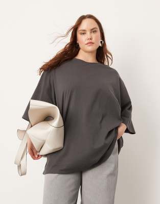 Curve oversized premium t-shirt in charcoal-Gray