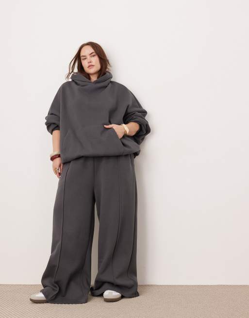 ASOS EDITION Curve - Pantalon de jogging ample coupe oversize en tissu épais de qualité supérieure avec surpiqûres - Anthracite
