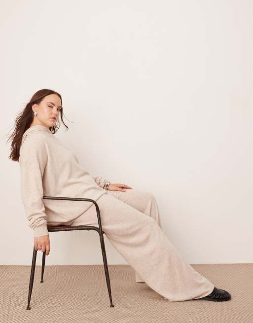 ASOS EDITION Curve - Pantalon d'ensemble ample en maille de cachemire mélangée de qualité supérieure - Grège, 3 de 5