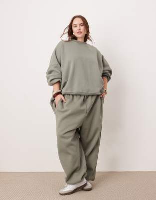 Asos Design Curve Premium Heavy Weight Sweatshirt With Seam Detailing In Green