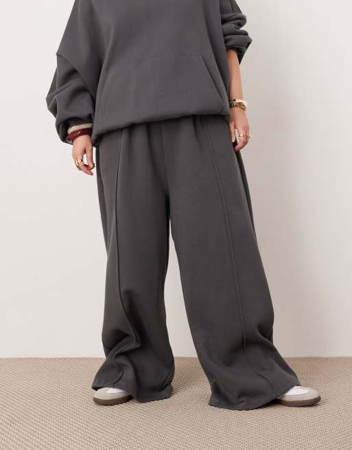 ASOS EDITION Curve – Premium – Mörkgrå, kraftiga joggingbyxor i oversize med vida ben och dekorativ söm, 5 av 5