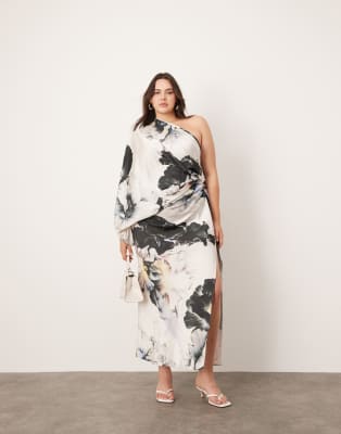 ASOS EDITION Curve - Satin-Maxikleid mit einem Ärmel, Oversize-Schnitt und großem Blumenmuster-Bunt